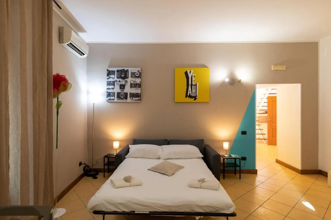 Apartment Colored House Until 7 People Above Sqplebiscito Naples