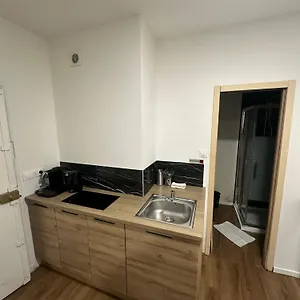 superbe-appartement-au-coeur-du-xvieme.fr-paris.fr/